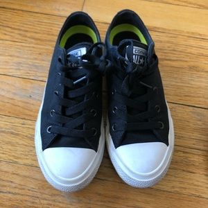 Black and white converse